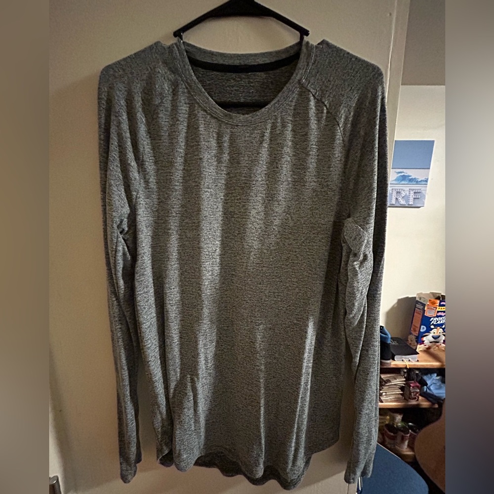 lululemon athletica Gray Long Sleeve Tee